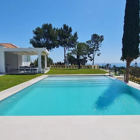 Mian - Un Paraiso En Villa